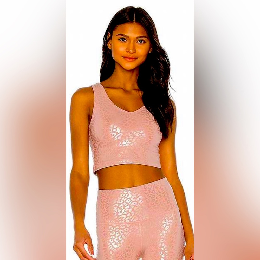 Beyond Yoga Set in Shiny Leopard